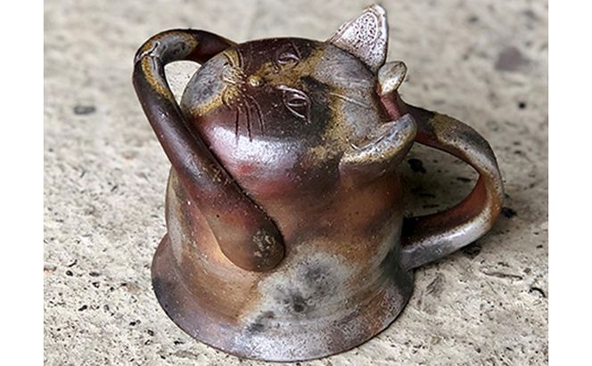 明光窯 ネコ の コーヒー カップ (1) 1個（ 備前焼 ） 陶器 猫 ねこ 食器 マグカップ 置物 インテリア 雑貨 日用品 