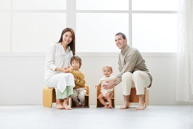 HOPPL（ホップル）　コロコロチェア チェアパッド付き （コロコロチェア：アイボリー チェアパッド：コペンブルー）