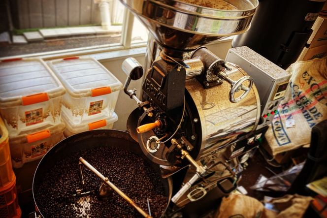 八ヶ岳南麓自家焙煎珈琲-スペシャルティコーヒー200g×4種類/合計800g/浅〜深煎り【粉の状態】 [アフターゲームカフェ 山梨県 韮崎市 20745568] コーヒー 粉 珈琲 スペシャルティコーヒー 飲み比べ 詰め合わせ 自家焙煎 浅煎り 中煎り 深煎り ブレンド 挽き豆 ドリップ