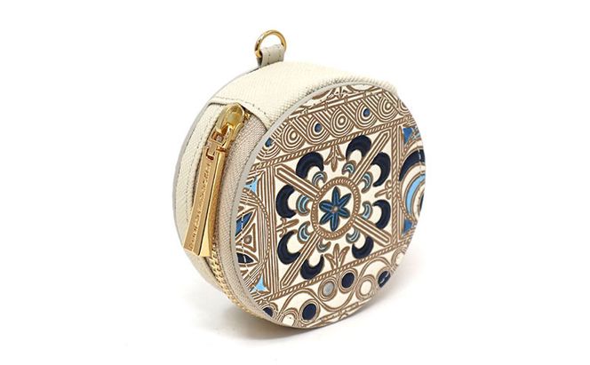 【文庫屋大関】マカロンポーチ 錦紗＜青＞【皮革工芸品】 ポーチ ミニポーチ 小物入れ アクセサリー入れ イヤホン入れ 収納 保管ケース 手のひらサイズ  本革 革 皮革 工芸品 工芸 雑貨 ギフト プレゼント 日本製 東京