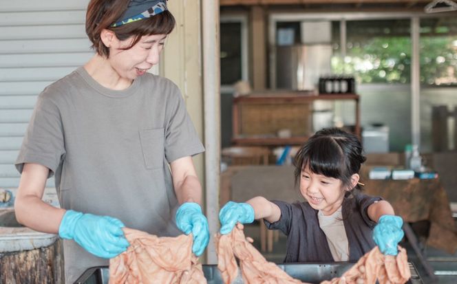 手ぬぐいの柿渋染め体験  [No.1041]