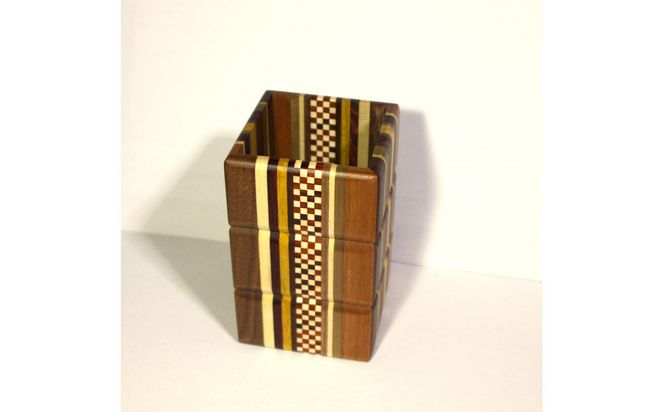 【箱根寄木細工　四角ペン立て】 142069_CW108