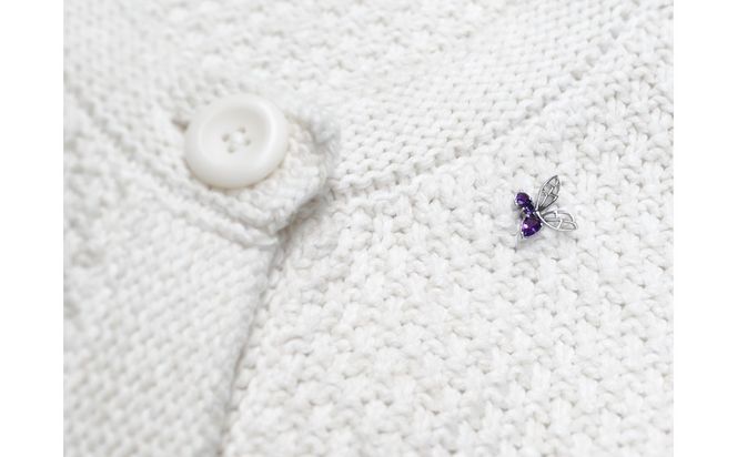 【プレゼント包装付き】ミツバチ ピンバッジ（SV /アメジスト） 232238_WW141