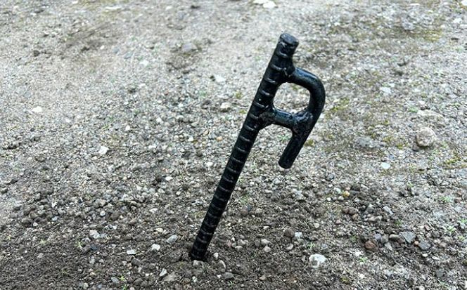 鍛造ペグ 30cm / キャンプ キャンプ用品 ペグ キャンプ場 アウトドア用品 / 南島原市 / 重光刃物鍛造工場[SEJ012]