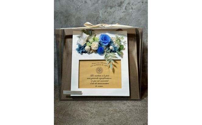 ブリザードフラワーのフォトフレーム（木製スタンドタイプ)【ブルー】 322032_GC003VC01