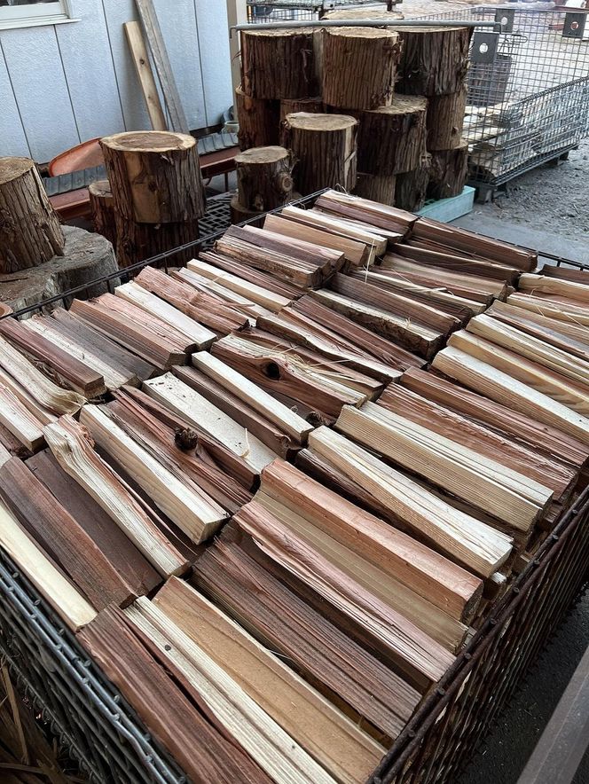 伊賀の薪 5kg 焚付け用小割り (長さ33cm・太さ約4cm) 242161_ET002