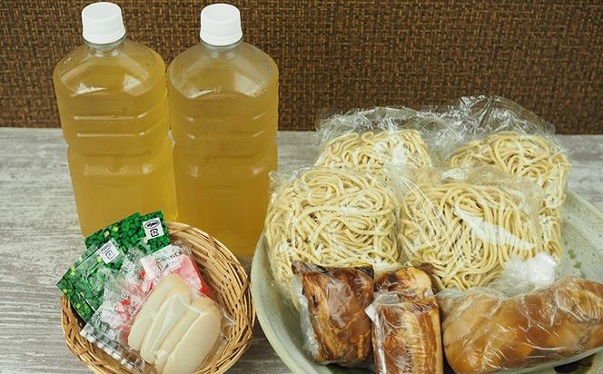 県民に愛され続ける玉家の沖縄そば詰合せ（4食セット） たまや 沖縄料理 沖縄そば sokisoba そば愛 元祖 専門店 そーき 美味しい 名物 自家製 本格 かつお 地元 名店 生麺 すば 豚肉 だし 送料無料