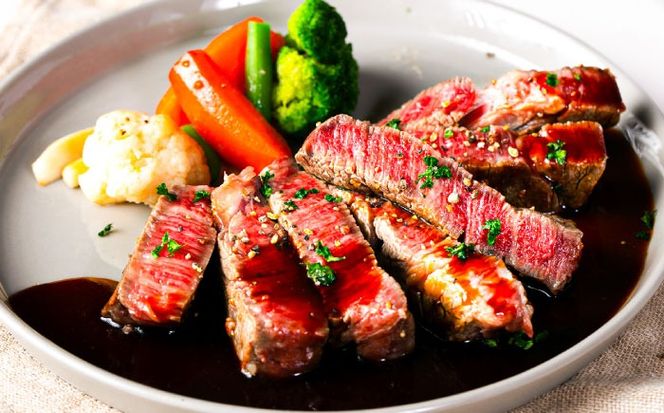 【全6回定期便】 博多和牛が 毎月2人前 届く！ 月替わり お楽しみ 定期便 （ハンバーグ / 肩ロース スライス / サーロイン ステーキ / カルビ / モモブロック / ヒレ ステーキ）  糸島市 / 幸栄物産 牛肉 セット 焼肉 すき焼き[ABH049]