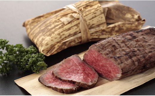 【カネ吉山本】近江牛 おいしさ毎月便−楽−（全4回定期便）（2022年11月改定）【Y098W】（国産牛　和牛　ブランド牛　ブランド和牛　黒毛和牛　牛肉　肉　高級　人気　おすすめ　神戸牛　松阪牛 に並ぶ 日本三大和牛 近江牛）