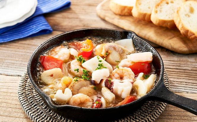 羅臼産のタコ、イカをふんだんに使ったシーフードミックス　2kg 016942_AM091