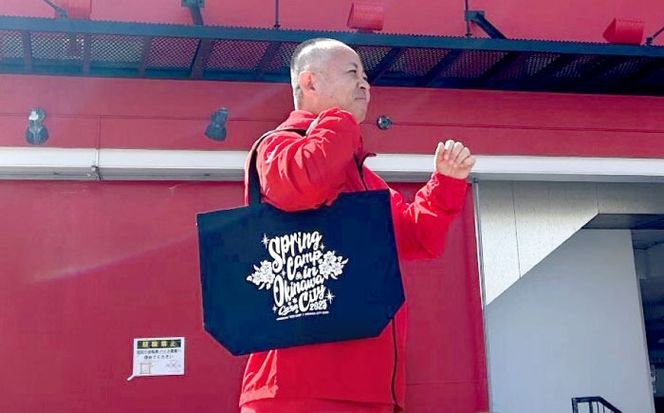 広島東洋カープ トートバッグ 2025 (ネイビー) カープ CARP コラボ ハイビスカス マイバッグ 沖縄市 / 沖縄市観光物産センター夢プラザおきなわ[BCBE009]