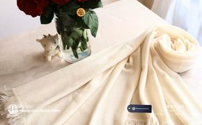 G3333 『Noble Fibre』100％カシミヤ・大判ストール オーガニックホワイト 【高級 カシミア おしゃれ ファッション 防寒 かしみあ】