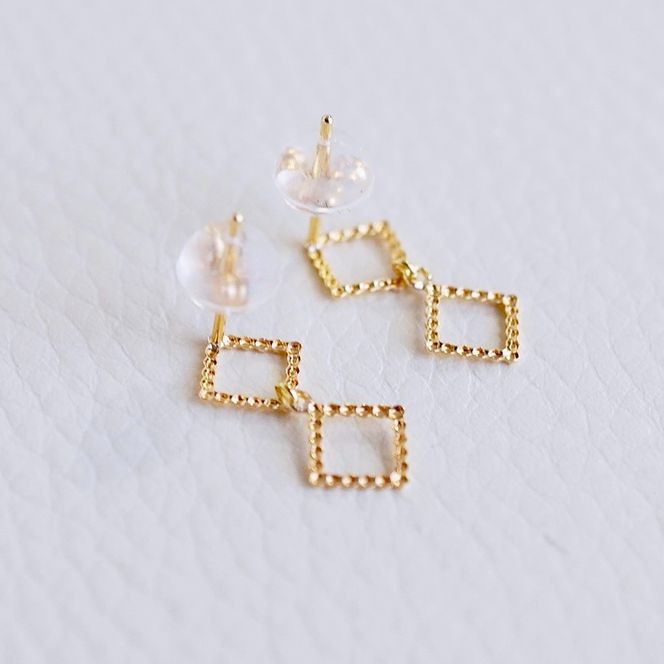 K18 18金 イエローゴールド 地金 スクエア 揺れる ピアス 保証書付 SGL-22866 SWAD089