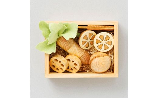 【CF-R7hbk】YKS040　山のくじら舎 ちいさなままごとセット 木製 玩具 知育玩具 男の子 女の子 セット おままごと ギフト 包装 ラッピング プレゼント 贈り物 贈答 出産祝い 誕生日祝い のし 熨斗対応 高知県産