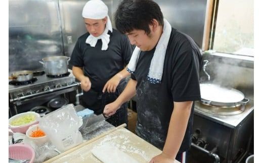 山梨県立ひばりが丘高校うどん部監修　吉田のうどんスペシャルセット