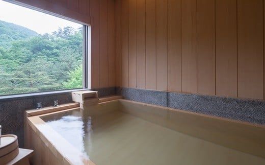 静かな空間で贅沢な時間を過ごす。花巻温泉　佳松園　貴賓室「ロイヤルスイート」ペア宿泊券 【568】