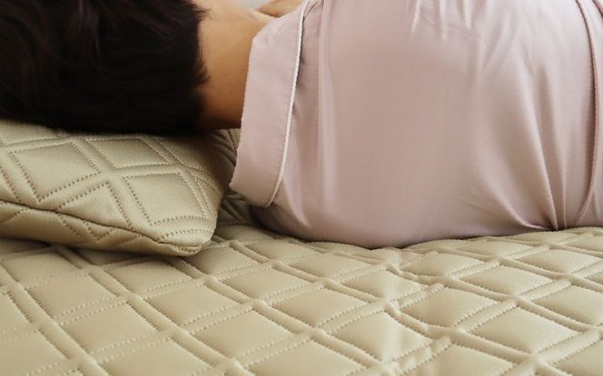 ～空気の流れで快眠を作るマット～　グレイシーマット　シングルサイズ　ハードタイプ【グレイッシュシルバー】【pnhr0003-2】