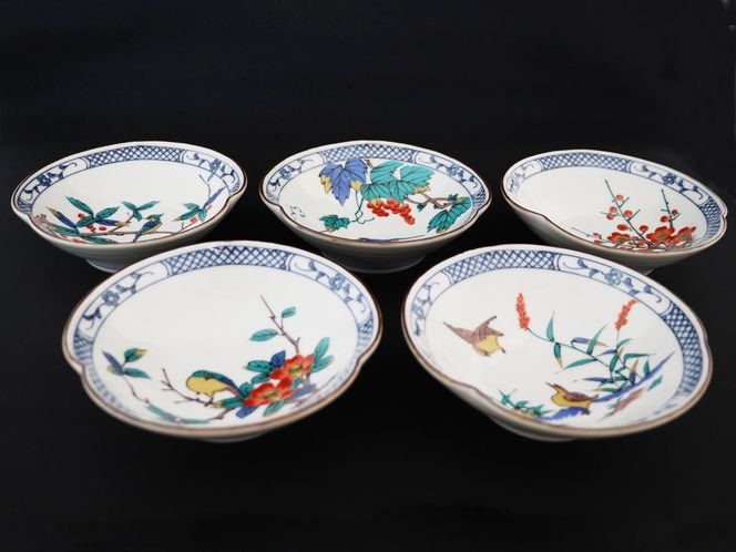 九谷焼　 4.5号小鉢揃　花鳥絵変り　a01 食器 キッチン雑貨 キッチンアイテム 雑貨 小物 お皿 小皿 食卓 テーブルコーディネート 