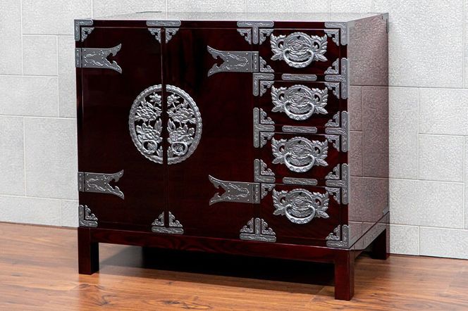 仙台箪笥 三尺キャビネット 木地呂漆塗り（お申込書返送後2ヵ月～5ヵ月程度でお届け）工芸品 伝統 [仙台箪笥 タンス たんす 三尺キャビネット 木地呂漆塗り 高級 工芸品 伝統 欅産業 宮城県 利府町]|06_kyk-780101