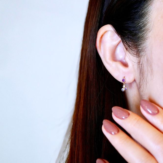 K10YG(10金) イエローゴールド パープル系天然石 マルチカラー ピアス 揺れる 保証書付 2125 242-052-c