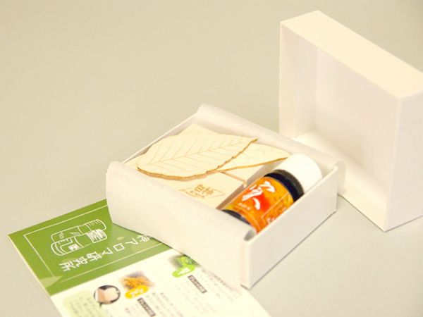 世界自然遺産白神山地から生まれたアロマ「実」−みのり− 精油 2ml ディフューザー付 アロマグッズ 