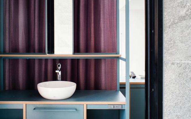 レフ沖縄アリーナ by ベッセルホテルズ ジュニアスイートルーム 1泊2日 宿泊券 (1〜3名様/朝食付き) 宿泊利用券 沖縄旅行 ホテル チケット ギフト 沖縄市 / 株式会社すこやかホールディングス[BCAP005]