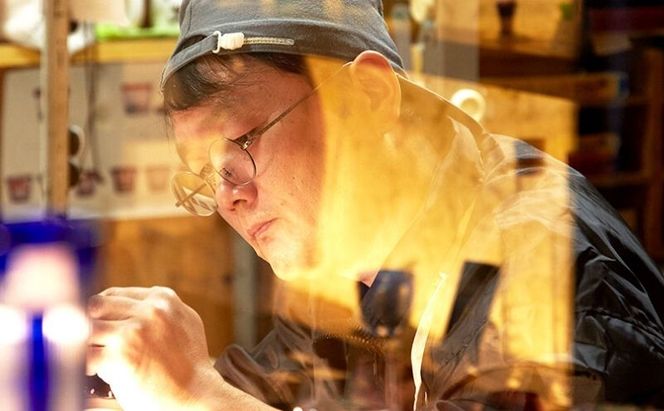 すみだモダン 江戸切子 六角篭目 黒色 粋と技シリーズ ヒロタグラスクラフト 桐箱入り 切子 グラス 切子グラス 江戸 コップ ロックグラス 水割りグラス 民芸品 工芸品 伝統工芸品 ギフト 贈り物 プレゼント 東京 東京都 墨田区