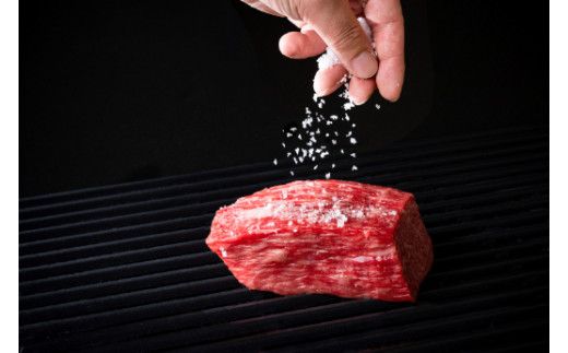 【カネ吉山本】近江牛和風ローストビーフ2本440g手づくり和風ポン酢付き【Y112W】（国産牛　和牛　ブランド牛　ブランド和牛　黒毛和牛　牛肉　肉　高級　人気　おすすめ　神戸牛　松阪牛 に並ぶ 日本三大和牛 近江牛）