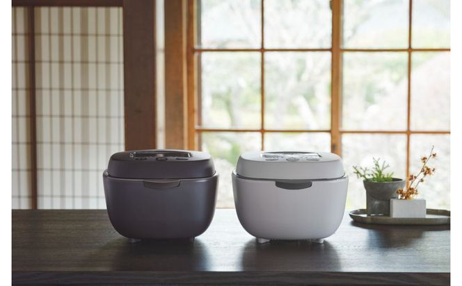 ＜2026年度新製品＞タイガー魔法瓶 土鍋圧力IH炊飯器 JRL-A100KT 黒鳶（くろとび） 5.5合炊き 【 大阪府門真市 家電 電化製品 キッチン家電 生活家電 新生活 新生活応援 】 272230_AZ025