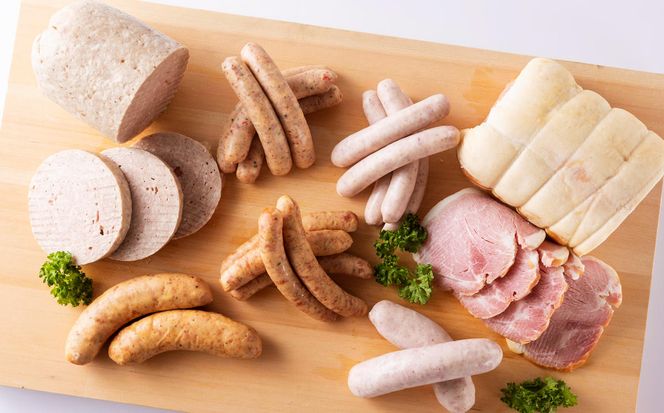 北海道産 ホエー豚 ハム ソーセージ ボロニア 7種 食べ比べ セット (1.45kg＋19本)