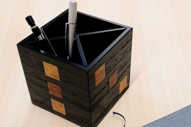 角館樺細工《冨岡商店》ペンスタンド 桜桐 角館工芸協同組合|02_kdk-766701