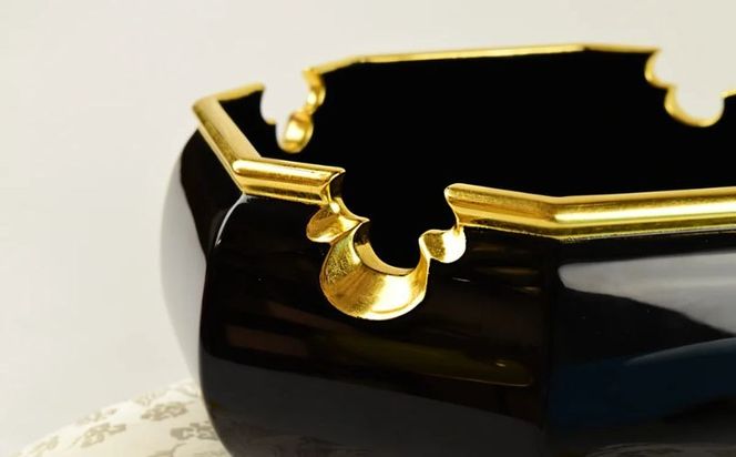 【佐藤木工】彩玉手箱 木曽漆 京組紐（漆黒） BY010