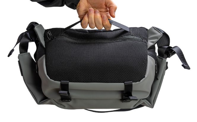 virsact ボディバッグ 13-1160 グレー / コンパクト 収納力 大容量 撥水加工 耐水性 カメラバッグ メンズ レディース カジュアル きれいめ バッグ かばん カバン 鞄 軍用帆布 アーミーダック高耐久PU素材 日本製 豊岡製 ウノフク