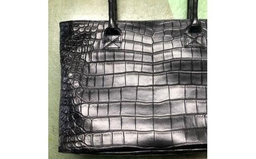 クロコダイルトートバッグ【クロコダイルトートバッグレザーバッグ革クロコスエード男性サイズナイルクロコダイル幅広贅沢一枚のクロコ大阪府門真市】 272230_BE011