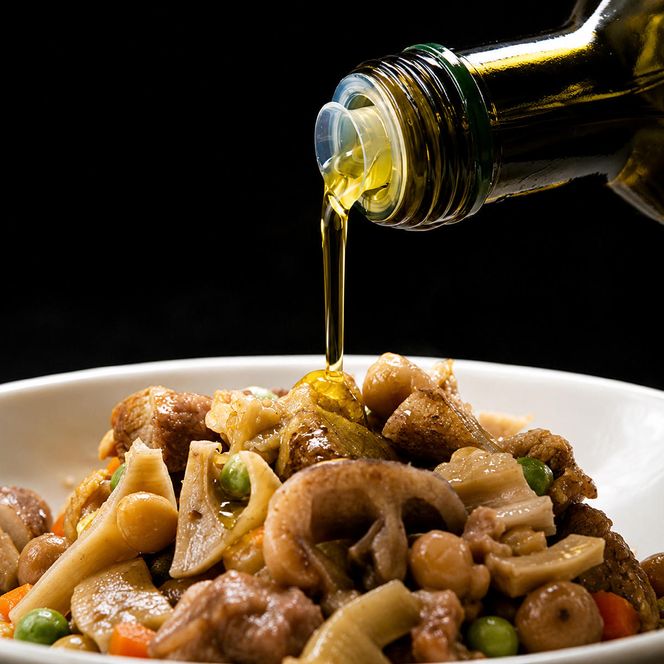 【 小豆島 】オリーヴの森 EXTRAVIRGIN OLIVEOIL 10本セット オリーブオイル 油 オリーブ油 食用油 調味料 オイル オリーブ たっぷり ヘルシー 健康 香川 香川県 土庄 土庄町