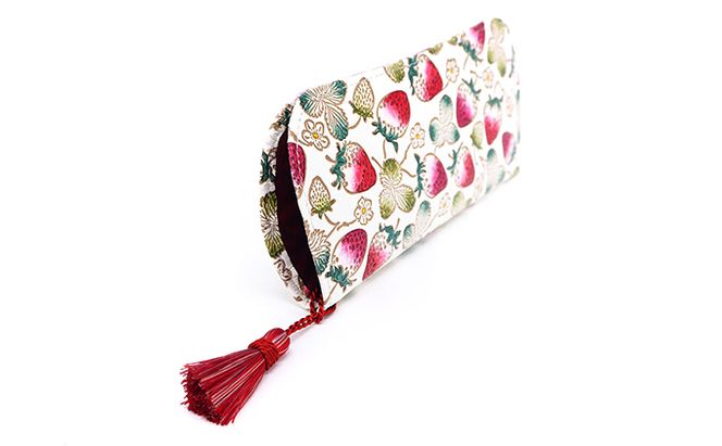 メガネケース 文庫屋大関 いちご ケース 眼鏡 めがね イチゴ 苺 皮 革製品 皮革製品 財布 お札 小銭 工芸品 ギフト プレゼント　【 墨田区 】 ファッション小物 民芸品 