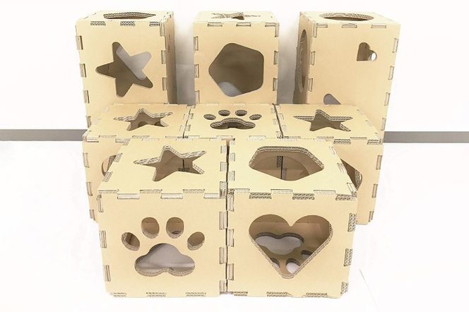 キャットタワー ペット用ダンボール【埼玉県 春日部市 猫用品 遊具 室内運動 かわいい インテリア 組立式 強化段ボール】(CX016)
