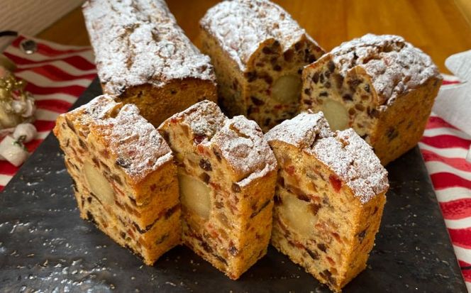 【2025年12月～発送】【ドイツ伝統の味を】 シュトーレン リッチケーキ / 長崎 洋菓子 和菓子 スペイン菓子 / 南島原市 / 吉田菓子店[SCT049]