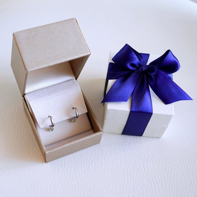 Pt900 プラチナ 2WAY ピアス 地金 ペリドット フープピアス(直径10mm) 保証書付 SMK-5249 SWAD098-peri