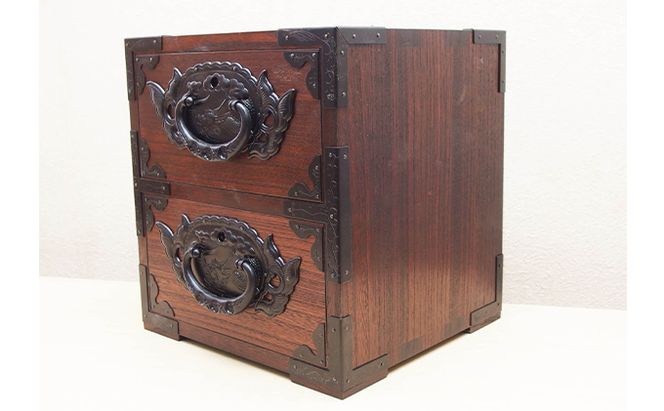 桐たんす 龍金具総桐民芸箪笥 二葉桐工房 総桐たんす 2段 コンパクト たんす 箪笥 収納 収納タンス ミニタンス 桐箪笥 桐タンス 木製 民芸品 工芸品 伝統工芸品 家具 インテリア 東京 東京都 墨田区