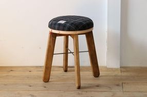 ハイスツール 【ブラック＆グレーチェック】HARRIS TWEED（ハリスツイード）家具 	Z110VC02