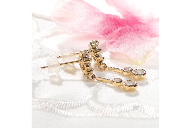 ピアス K18YG イエローゴールド ダイヤモンド 【0.9ct】フラワー