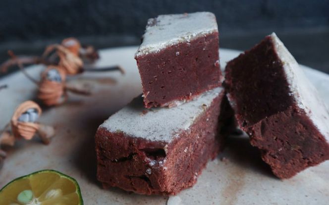 ブラウニー 3個セット 沖縄フレーバー (パイナップルミントマリーゴールド ・ 黒糖カラキ ・ シークヮーサー月桃) 沖縄市 / Lives Chocolate[BCEI007]