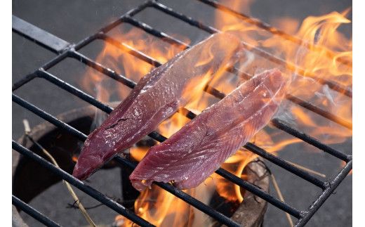 【わら焼きかつおの塩たたき [ゆず塩付き]】 鰹のタタキ 塩タタキ カツオのタタキ かつお たたき 柚子塩 ゆずしお ゆず 塩 わら焼き 調味料 お歳暮 ギフト 高知県 馬路村 お取り寄せグルメ 【497】