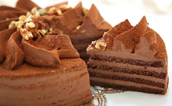 口どけなめらか生チョコケーキ 『フラワーショコラ』　 北海道・新ひだか町のオリジナルケーキ