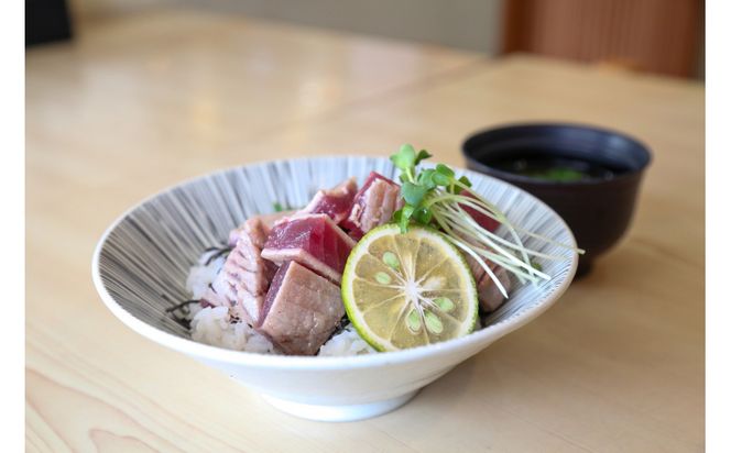 【大容量】日光丸自慢の一本釣りカツオ使用！カツオシーステーキ約1,200g（約400g ×3） 鰹  冷凍 小分け 大容量  時短  便利 個包装 おつまみ おかず 惣菜 晩ごはん 加工品 カツオ 鰹  魚  焼くだけ 222232_BC036