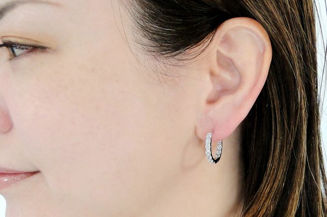 K18WG【2.0ct】ダイヤモンド中折れフープピアス【20mm】 CSP00069 SWAV035