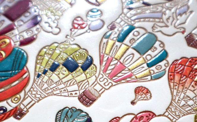 【文庫屋大関】マカロンポーチ 気球【皮革工芸品】 ポーチ ミニポーチ 小物入れ アクセサリー入れ イヤホン入れ 収納 保管ケース 手のひらサイズ  本革 革 皮革 工芸品 工芸 雑貨 ギフト プレゼント 日本製 東京