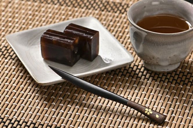 角館樺細工《樺細工 八柳》漆 ため塗 ナイフ ゆうパケット 角館工芸協同組合 [伝統 工芸品 樺細工 秋田県 仙北市 八柳 日用品 雑貨 カトラリー 食器]|02_kdk-0g8001