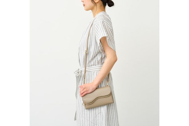 SOMES SA-17 ウォレットショルダー グレージュ [ソメスサドル 北海道 砂川市 12260908] ソメス お財布ポシェット ウォレットショルダーバッグ ブランド 日本製 本革 革 革製品 レザー